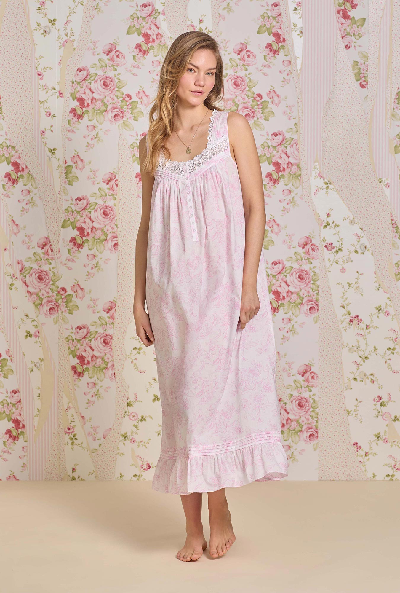 Eileen West Romantic Roses Sleeveless