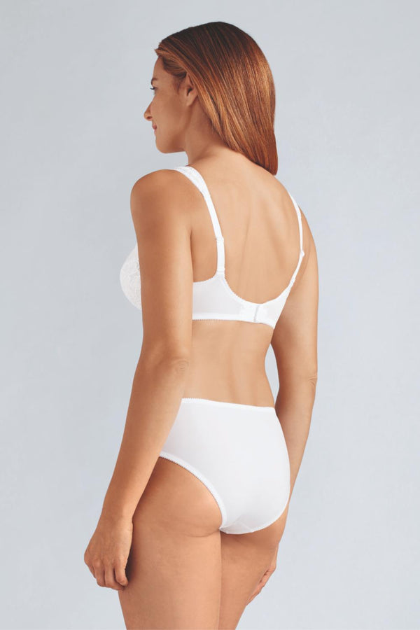 Amoena Rebecca Wireless Pocketed Lace Bra