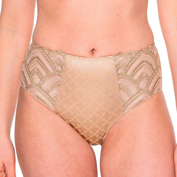 Louisa Bracq Jeanne Full Brief