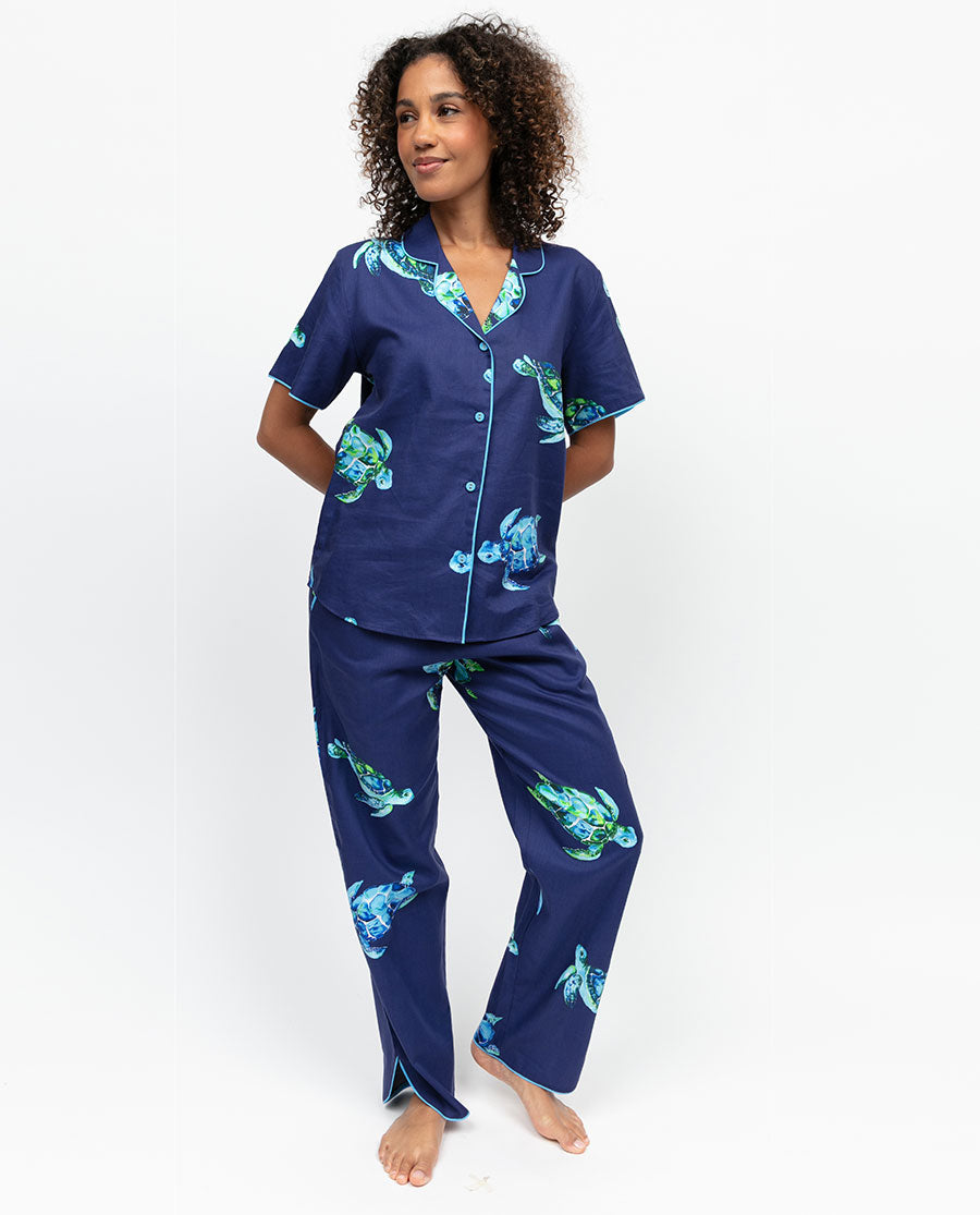 Ashley Big Turtle Print Pyjama Set