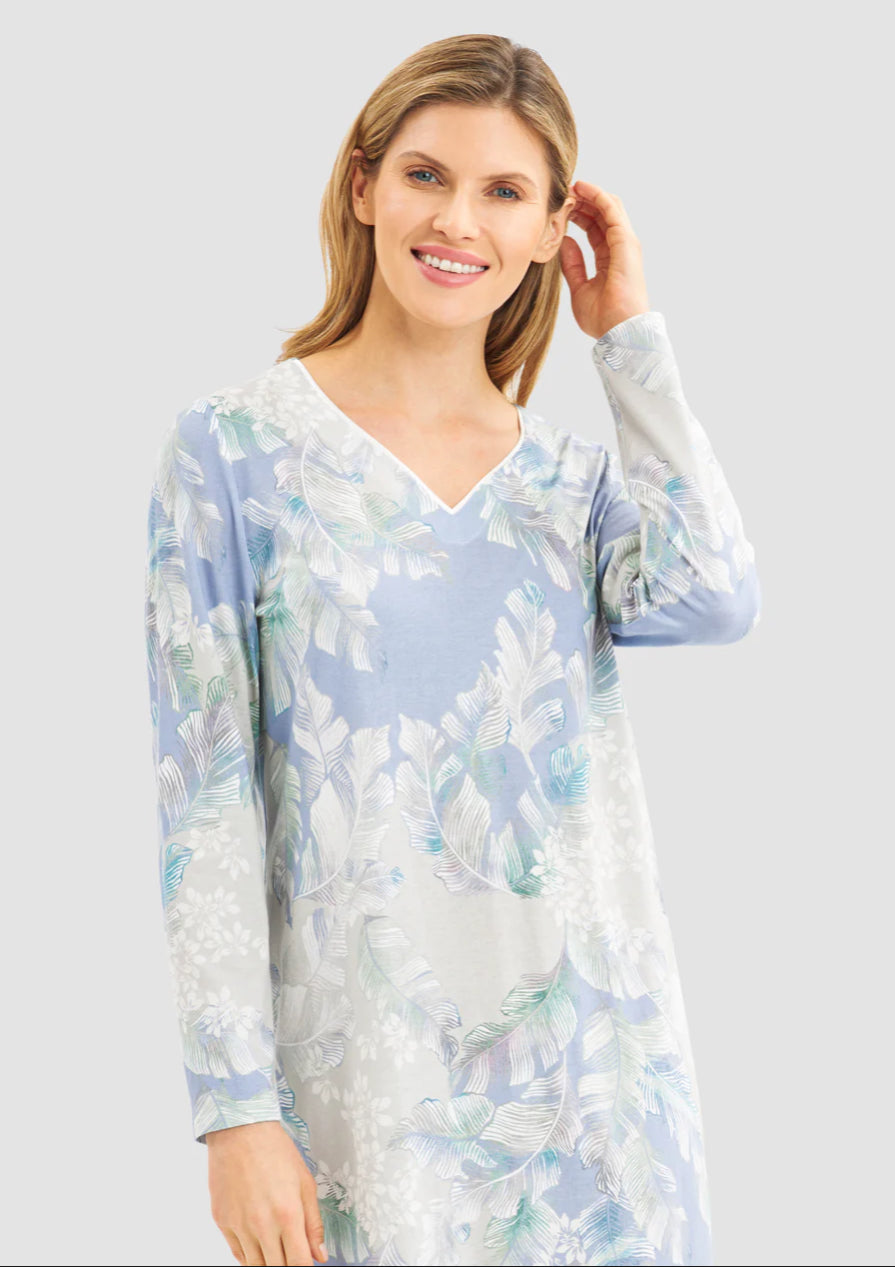 Rösch Nightdress – Modern Leaves Botanical Print in Soft Cotton-Modal