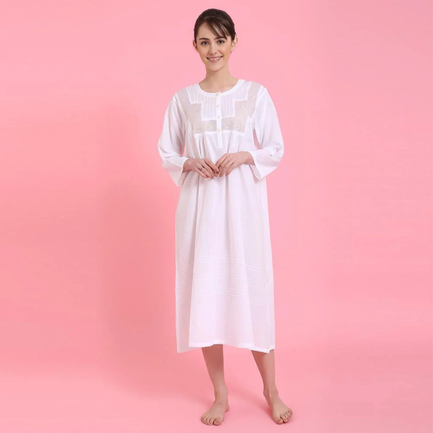 Bee Embroidered Long Sleeve 100% Woven Cotton Gown
